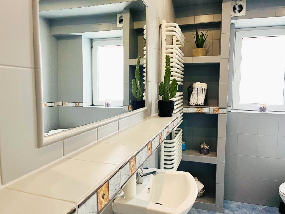 Apartament Rowerlovy Daire Wałbrzych Dış mekan fotoğraf