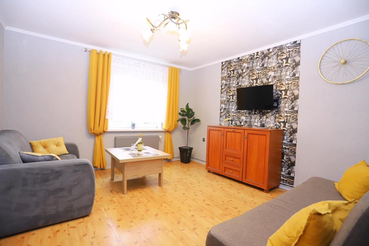 Apartament Rowerlovy Daire Wałbrzych Dış mekan fotoğraf